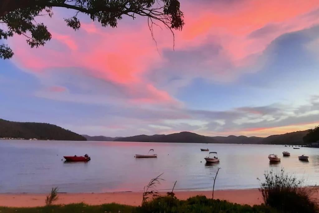 Dangar Beach Studio - Absolute Beach Front Villa Dangar Island Dış mekan fotoğraf